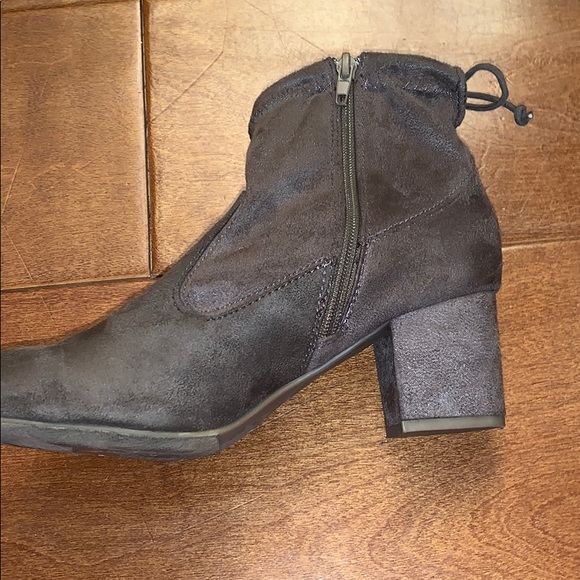 Bamboo Autumn Taupe Ankle Boots - Picture 4 of 6